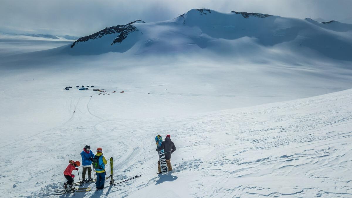 South Pole Overnight at Three Glaciers Retreat